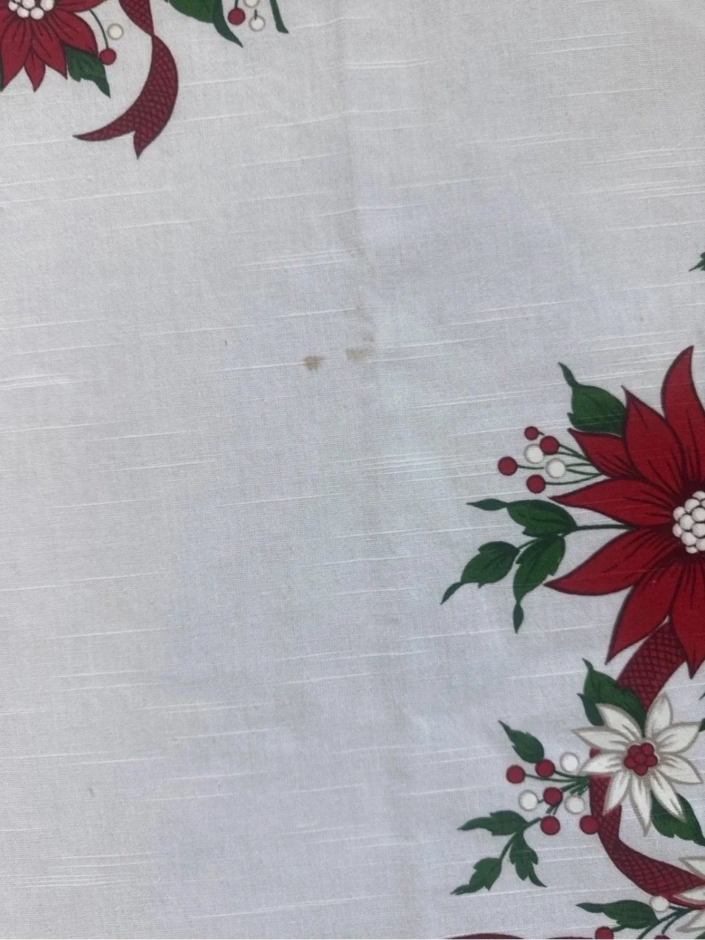 Holiday Poinsettia Tablecloth - Red and White 52x68 Rectangle